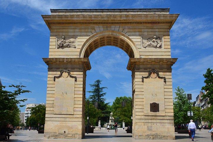 Profitez d'une visite des meilleurs sites de Dijon (Min 2 invités)