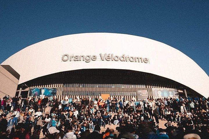 Tour Sport à Marseille : Randonnée Pétanque et Stade Vélodrome