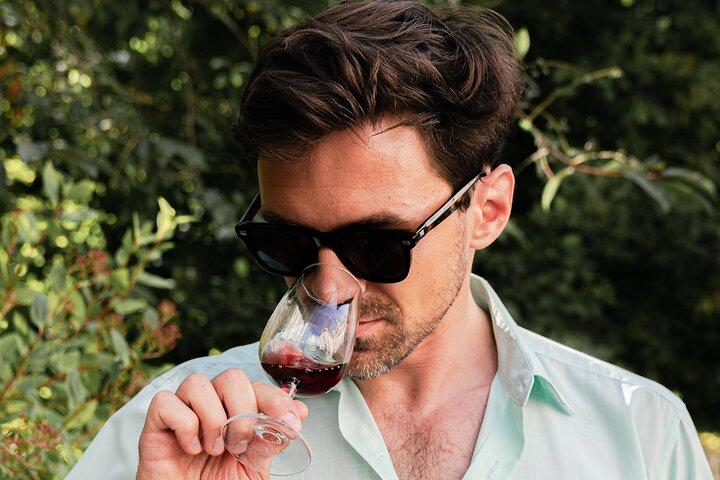 Paris caché et la classe des vins : une visite à pied