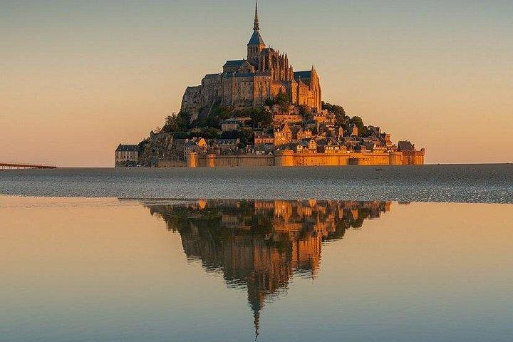 2 Jours Escapade privée St Malo Honfleur Mont St Michel Van VIP