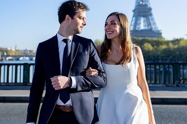Séance photo guidée privée à la Tour Eiffel à Paris