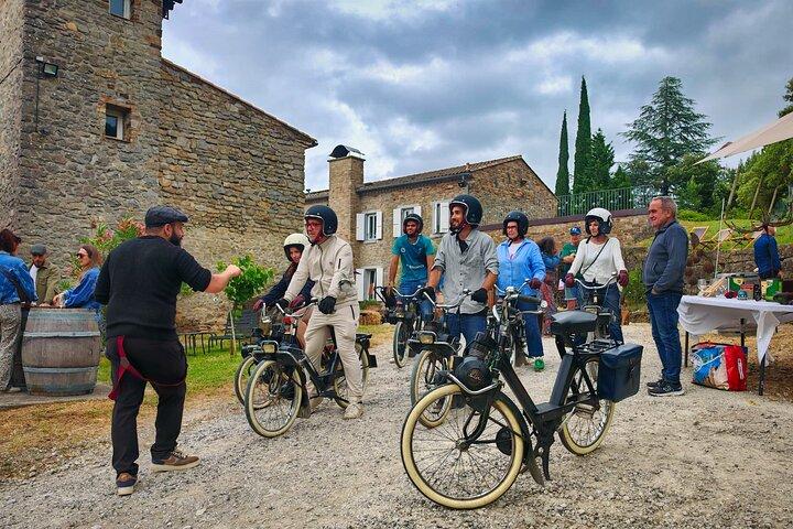 Balade en Solex vintage à Carcassonne