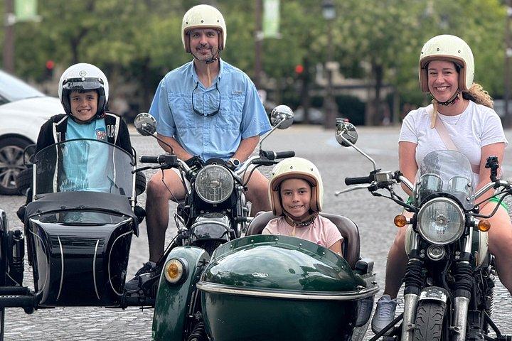 Sidecar Tour à moto à Paris avec chauffeur
