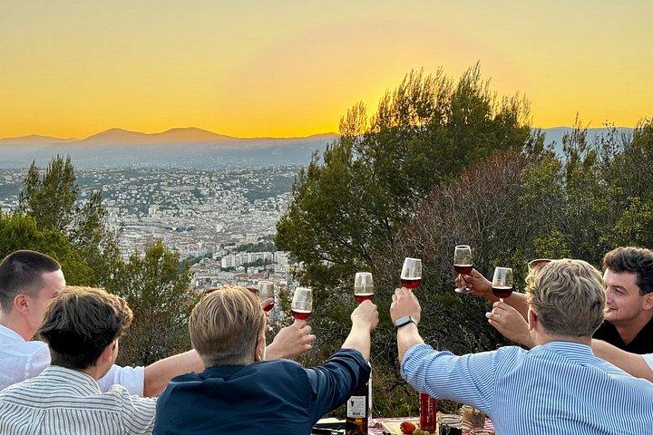 Nice : Sunset & Apéro en 4x4 Defender avec vue à 360°