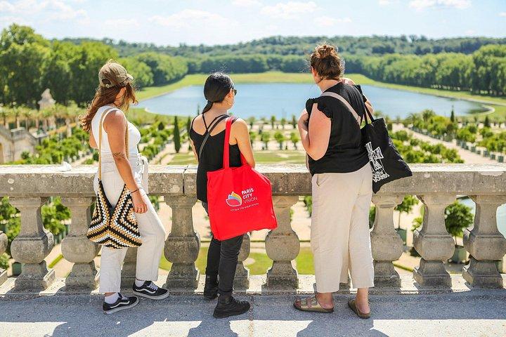 Excursion d'une journée audioguidée Giverny & Versailles avec déjeuner au départ de Paris