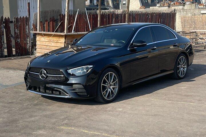 Private Transfer Paris ↔ CDG/ORY Airport- Luxury Sedan or VAN