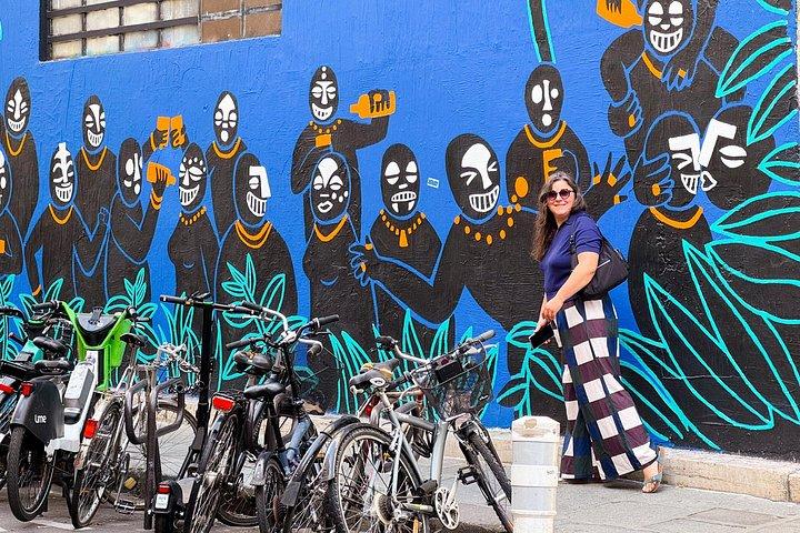 Paris non conventionnel : Visite à pied des galeries d'art du Marais et des graffitis