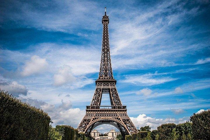 Visite privée Paris en voiture touristique