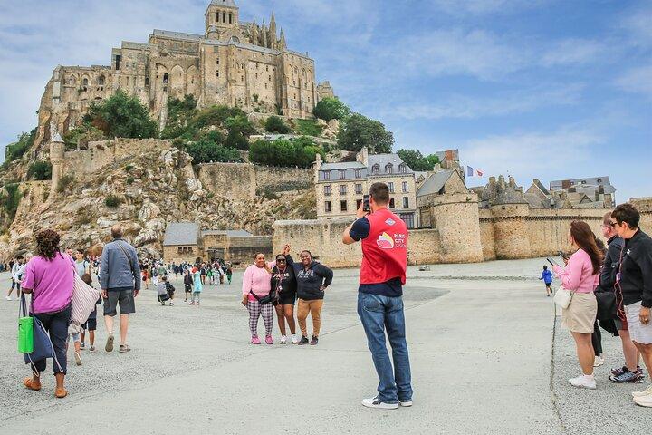 Châteaux du Mont Saint Michel et de la Loire 2 jours de visite guidée