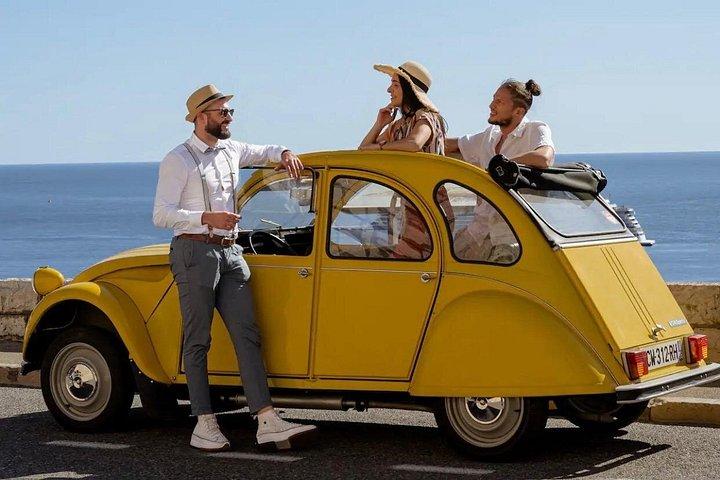 De Nice à Monaco en 2CV Citroën par les villages côtiers