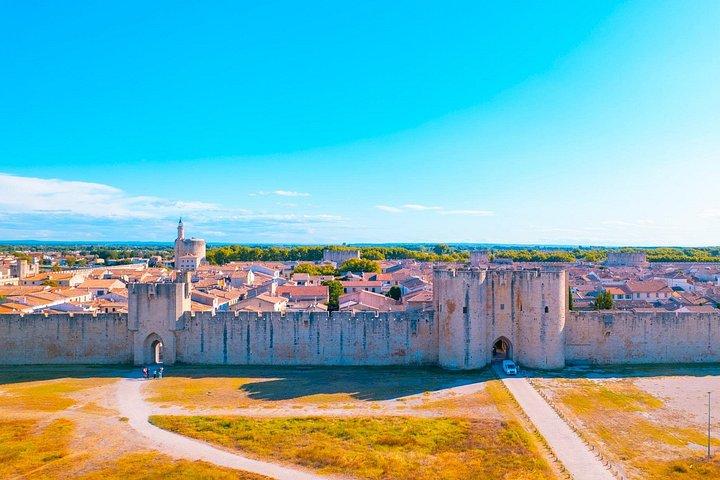 Visite privée magique à Aigues Mortes et dans l'incroyable Camargue
