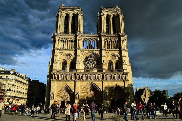 Visite guidée de l'extérieur de Notre-Dame (Français, Espagnol)