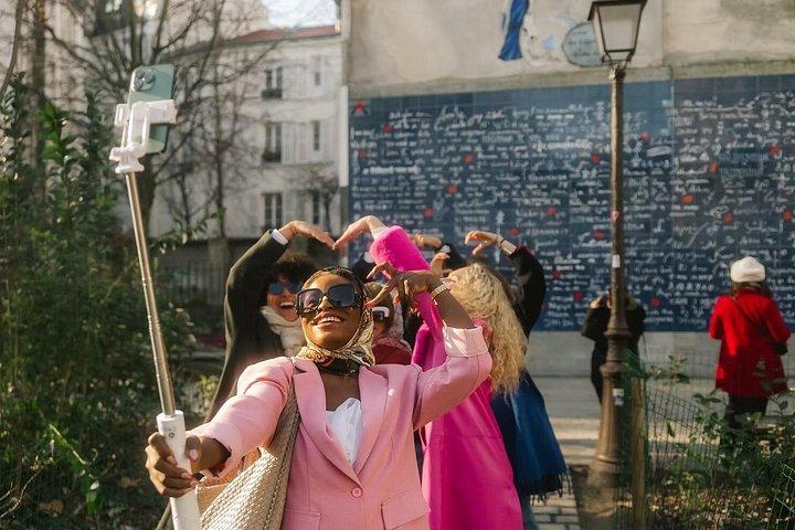 Visite à pied officielle Emily à Paris Montmartre