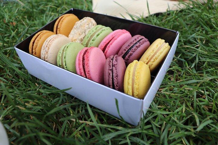 Activité boulangerie Macaron Paris dans une vraie pâtisserie