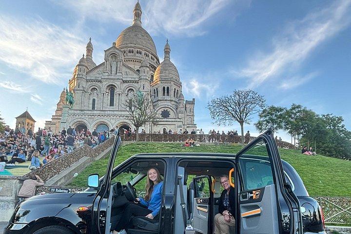 Visite privée de Paris à bord d'un taxi londonien électrique classique