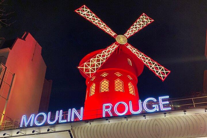 Spectacle au Moulin Rouge avec chauffeur privé et prise en charge à l'hôtel