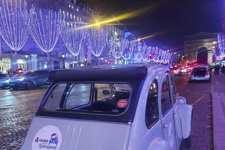 Visite privée Paris Lumières de Noël 2 heures en Citroën 2CV
