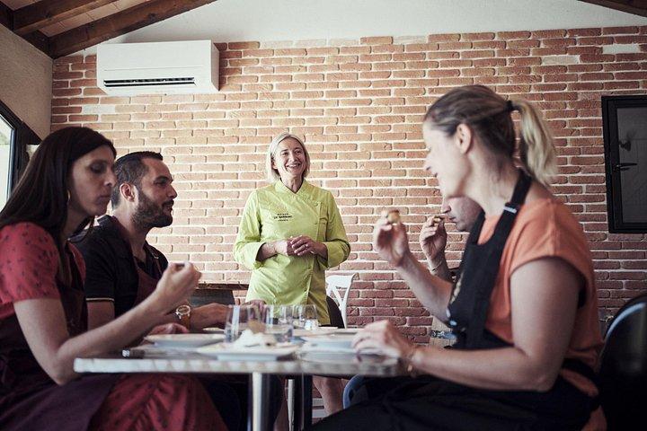 Excursion à Châteauneuf-du-Pape avec Truffes et Cuisine et Vins
