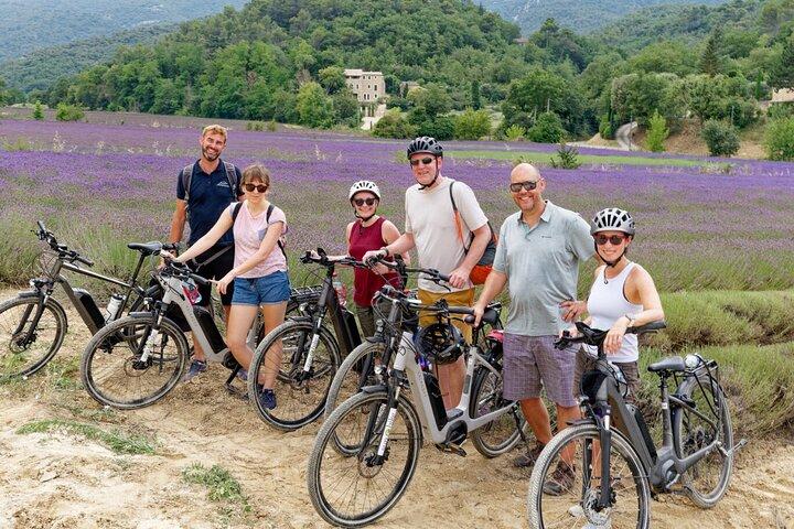 Journée Vélo Electrique dans le Luberon depuis Avignon