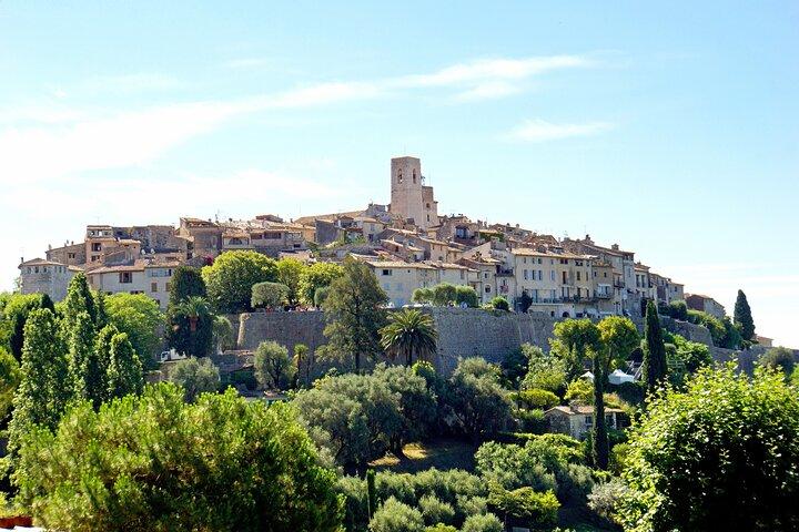 Cannes : Excursion d'une journée semi-privée ou privée sur la Côte d'Azur Ouest