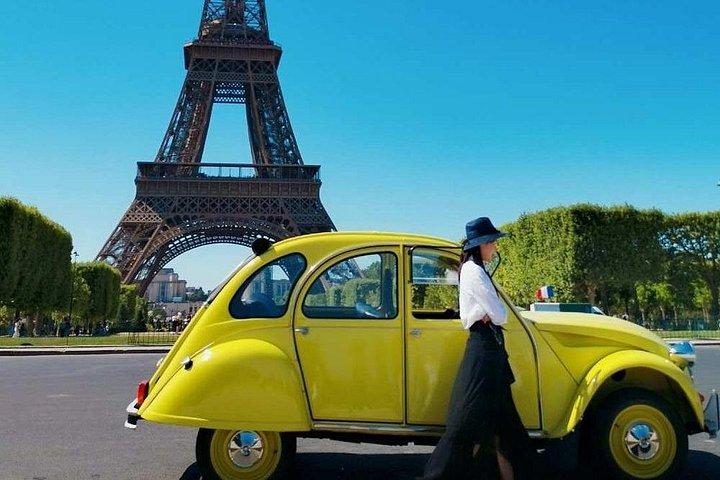 Secret Rive Gauche : Visite privée en 2CV à travers le Paris historique