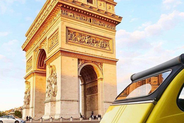 Visite Privée Paris Indispensable : 1h en 2CV Authentique
