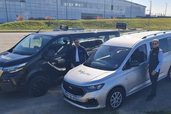 SUV 4 places - 1 aller Transfert de départ : Disney vers CDG /Orly Airport