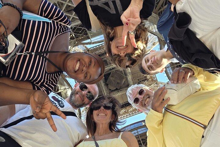 Tour Eiffel Summit Accès réservé Visite en petit groupe