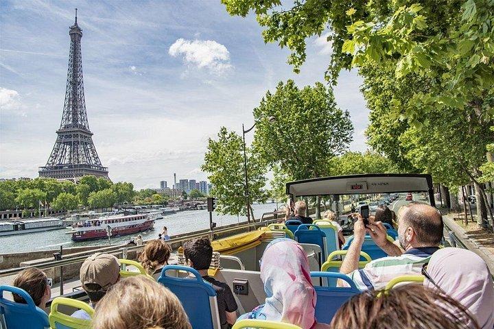 Excursion privée d'une demi-journée à Paris avec Guide privé et chauffeur