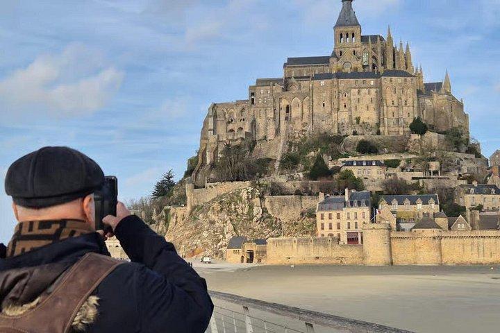Paris Visite privée du Mont Saint Michel avec Entrée Abbaye & Champagne