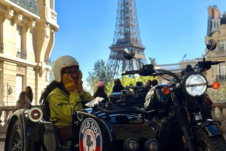 Side-car Paris Visite avec une croisière fluviale