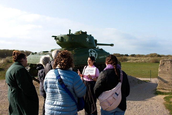 Sites du Débarquement de Normandie au départ de Paris en petit groupe avec déjeuner et cidre