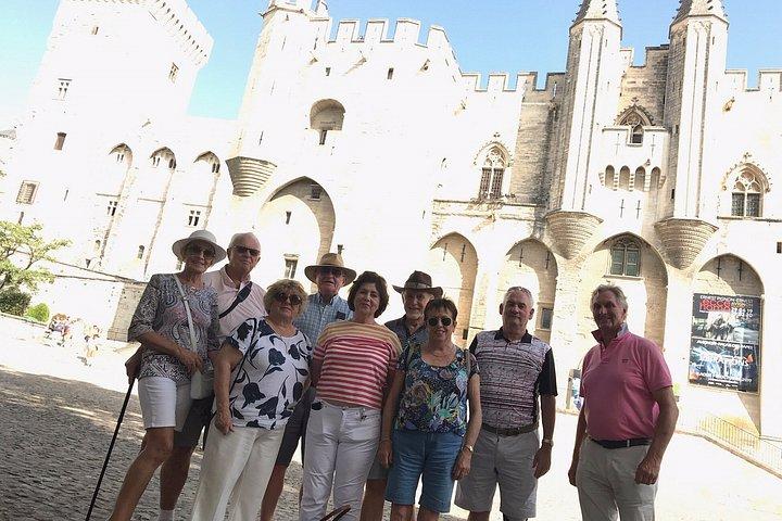 Visite privée à pied d'Avignon Palais des Papes et Pont dAvignon