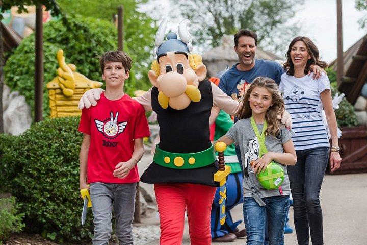 Astérix Transfert Parc à Thèmes de Paris avec Billet d'entrée en option