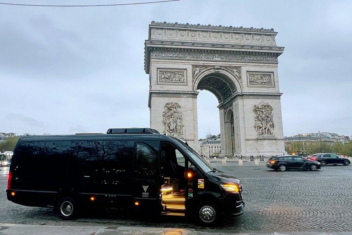 Transfert de luxe Mercedes Minibus Paris Aéroport