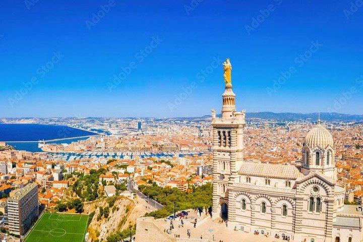 Excursion Privée a Marseille Aix Cassis