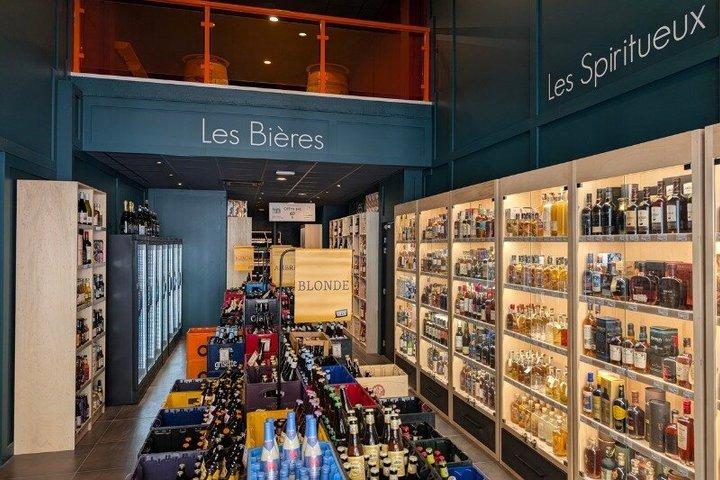 Pratiquer Anglais dans un Bar à Vins de Marseille avec un Local