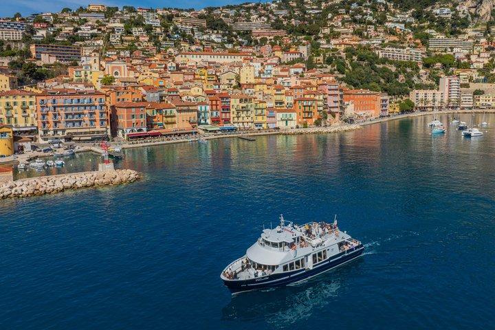 Nice : 1h croisière côtière en ferry en direction de Nice Villefranche CapFerrat