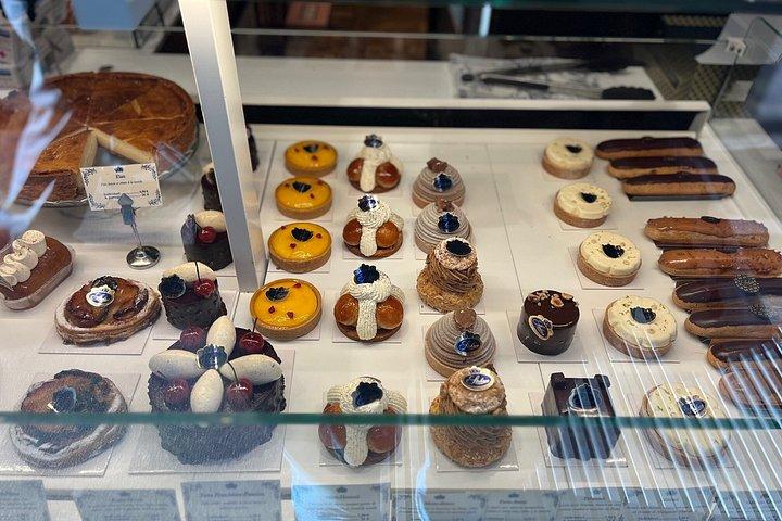 Paris Montmartre Pâtisserie Temps Voyage Food Tour