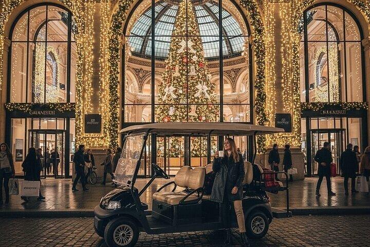 Excursion privée en panier de golf aux lumières de Noël à Paris