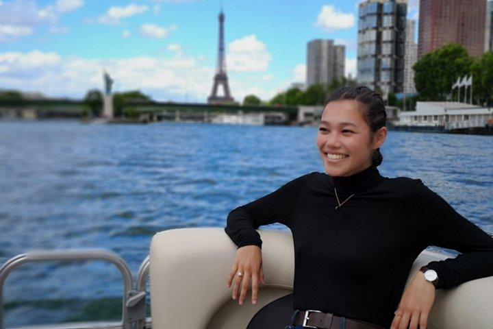 Découvrez Paris en bateau croisière partagée