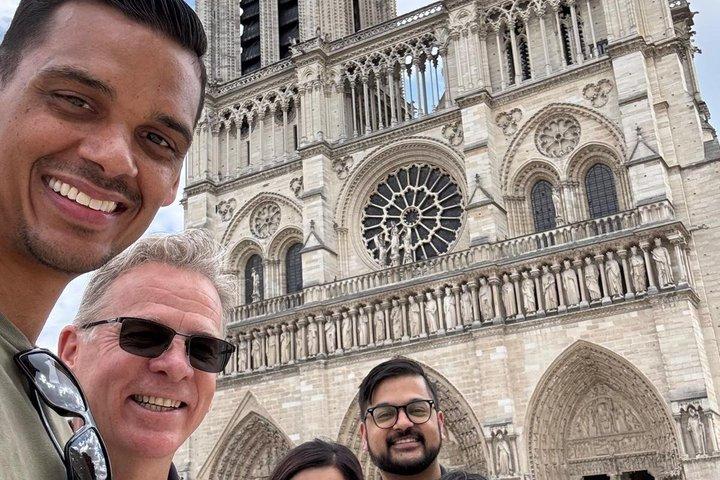 1ère journée à Paris Visite privée découverte: orientation «comment faire» et amusement touristique!