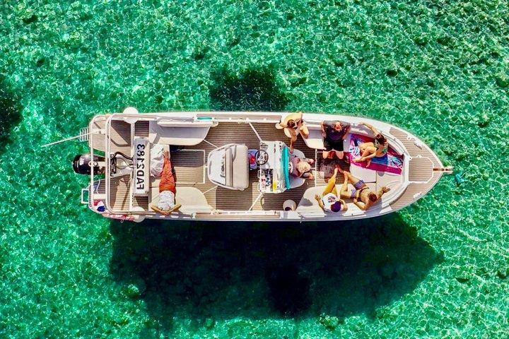 Circuit magnifique en bateau dans les Calanques avec baignade