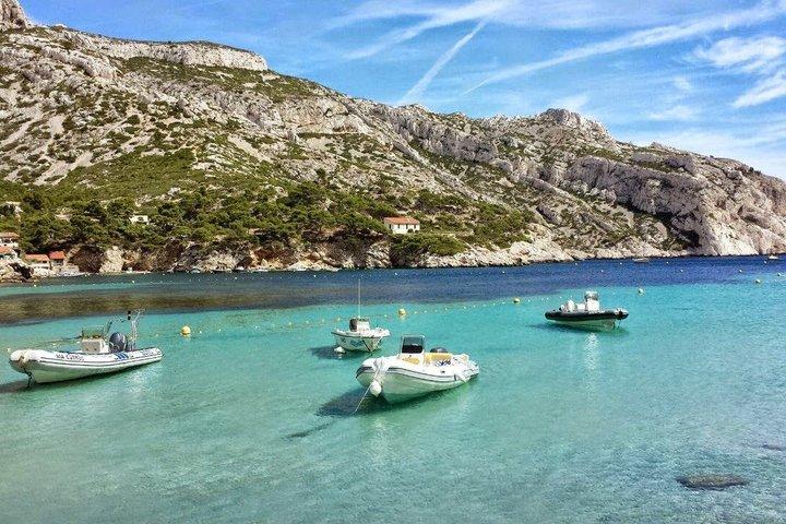 Visite panoramique privée d'une journée à Marseille et Calanques