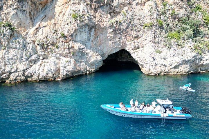 Au départ de Nice : excursion en bateau sur la Côte d'Azur vers la grotte de Mala avec plongée libre