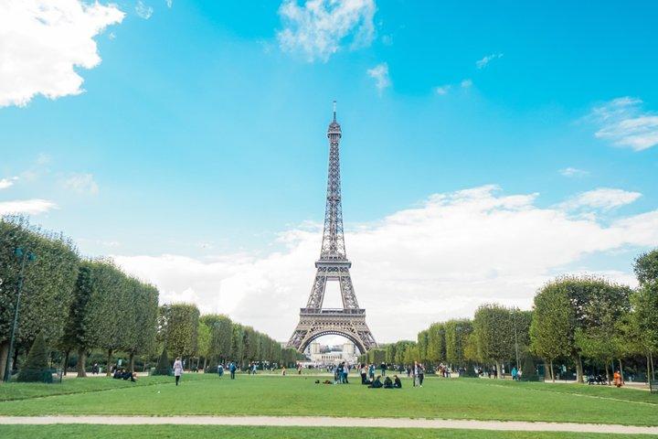 Excursion d'une journée à Paris avec chauffeur privé depuis Le Havre | Guide Optionnel