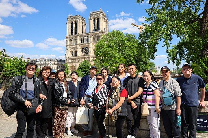 PARIS - Excursion d'une journée en van pour groupes (jusqu'à 14 personnes) avec PHOTOS