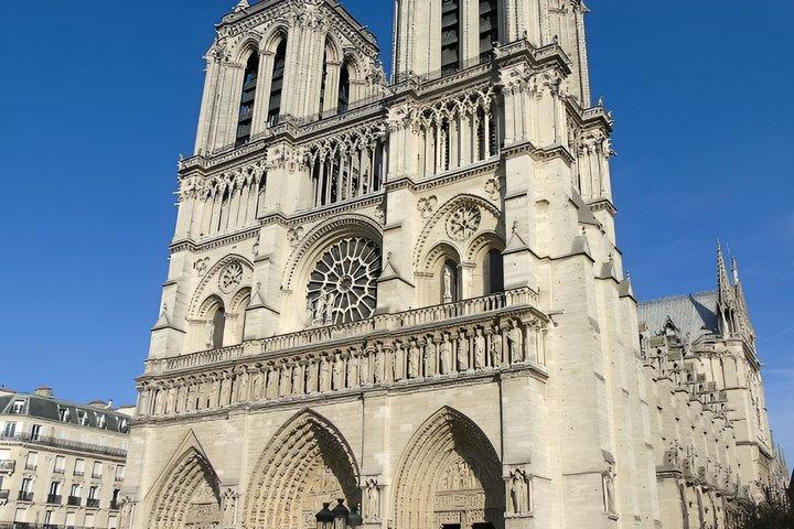 Visite guidée extérieure de la cathédrale Notre-Dame