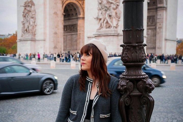 Paris Highlights — Visite privée de la ville en van et Champagne en option