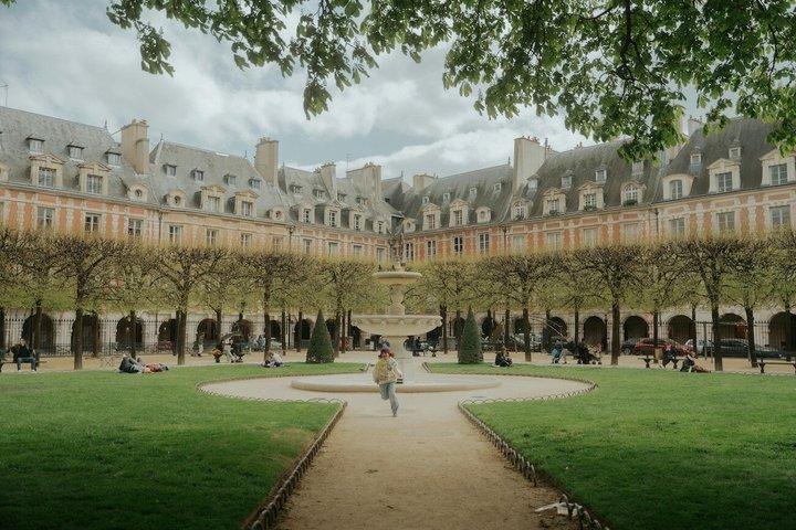 Le Marais Visite à pied en petit groupe et dégustation de vin au bord de la Seine